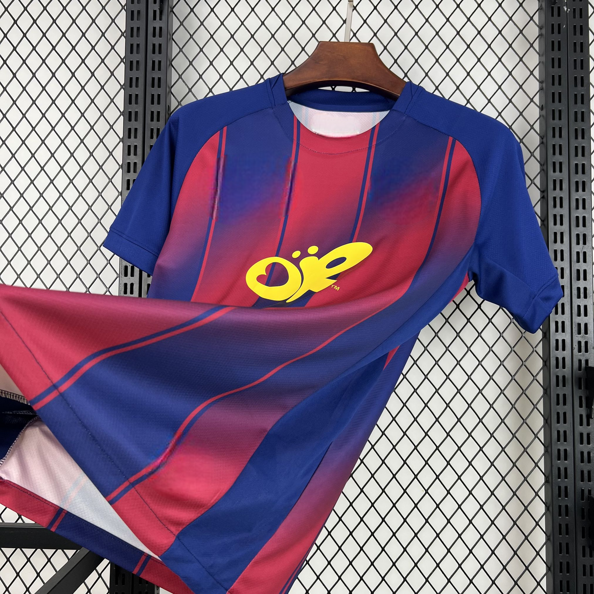 Camiseta Barcelona 25-26, Local Edición Especial Olivia Rodrigo