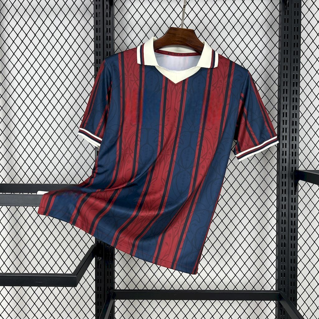 Maglia Barcellona 25-26, Edizione modernista