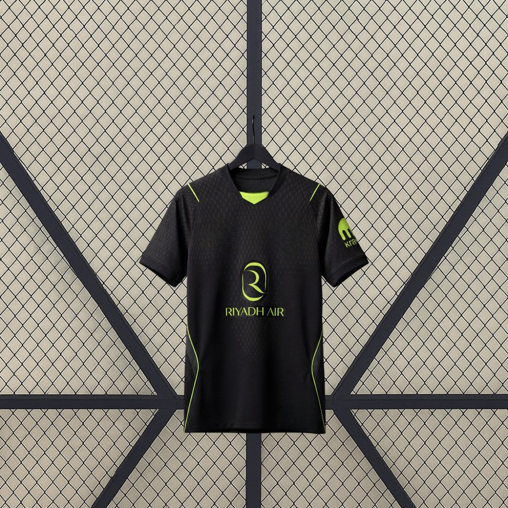 Camiseta Atlético de Madrid 25-26 Visitante en percha con patrón tonal y detalles verde lima