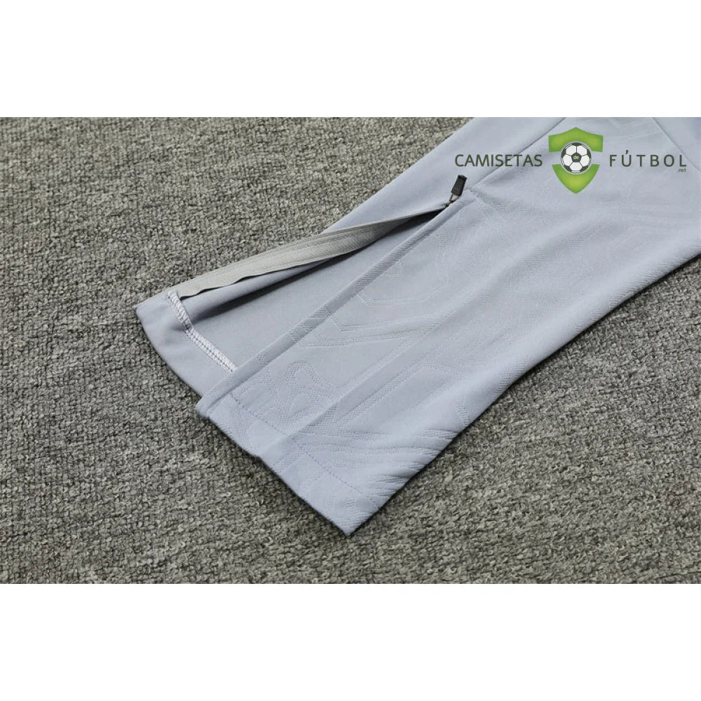 Tuta calcio AC Milan 24-25 mezza zip Modello 3 abbigliamento sportivo