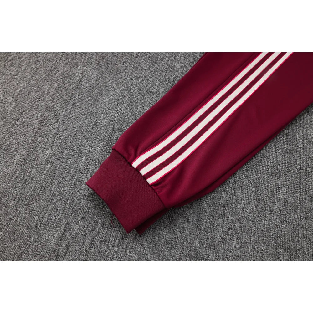 Chandal Bayern Munich 25-26 cremallera completa Modelo 2 Chandal Cremallera Completa