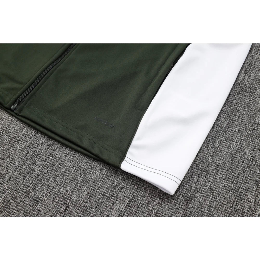 Chandal Bayern Munich 25-26 cremallera completa Modelo 4 Chandal Cremallera Completa