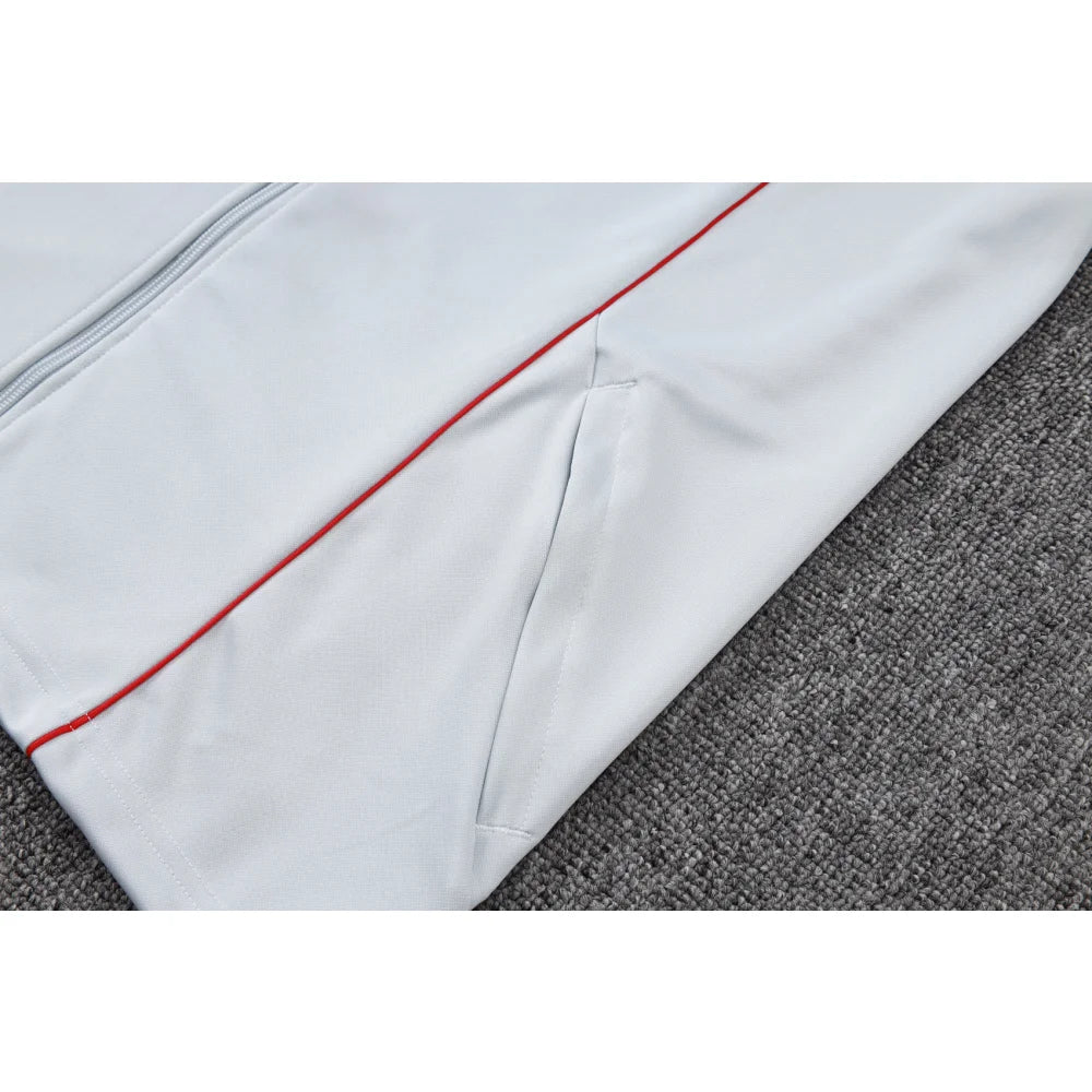 Chandal Bayern Munich 25-26 cremallera completa Modelo 7 Chandal Cremallera Completa