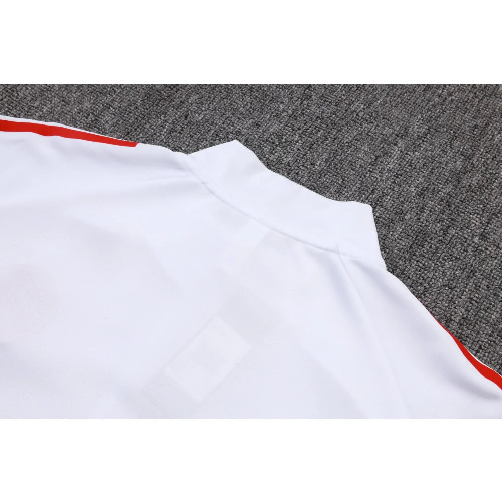 Chandal Bayern Munich 25-26 cremallera completa Modelo 8 Chandal Cremallera Completa