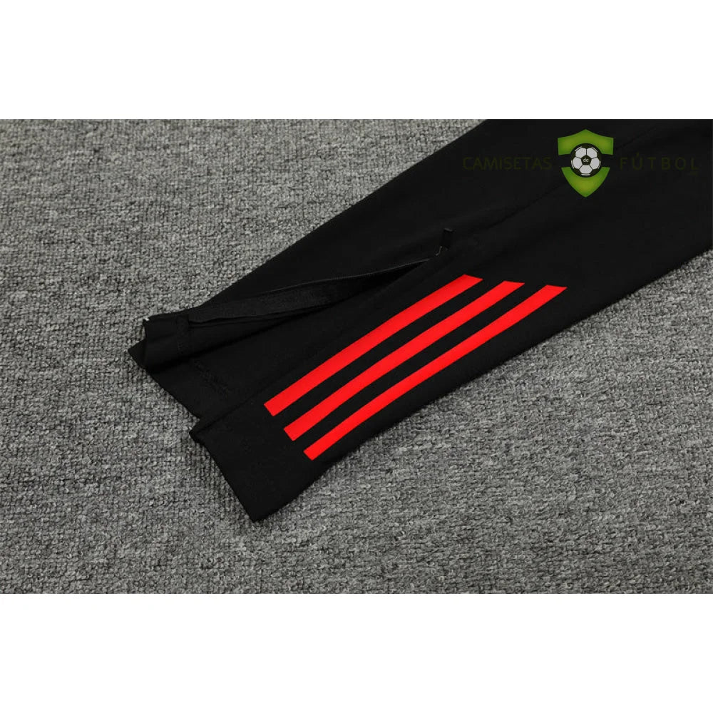 Tuta calcio Manchester United 24-25 mezza zip Modello 3 abbigliamento sportivo