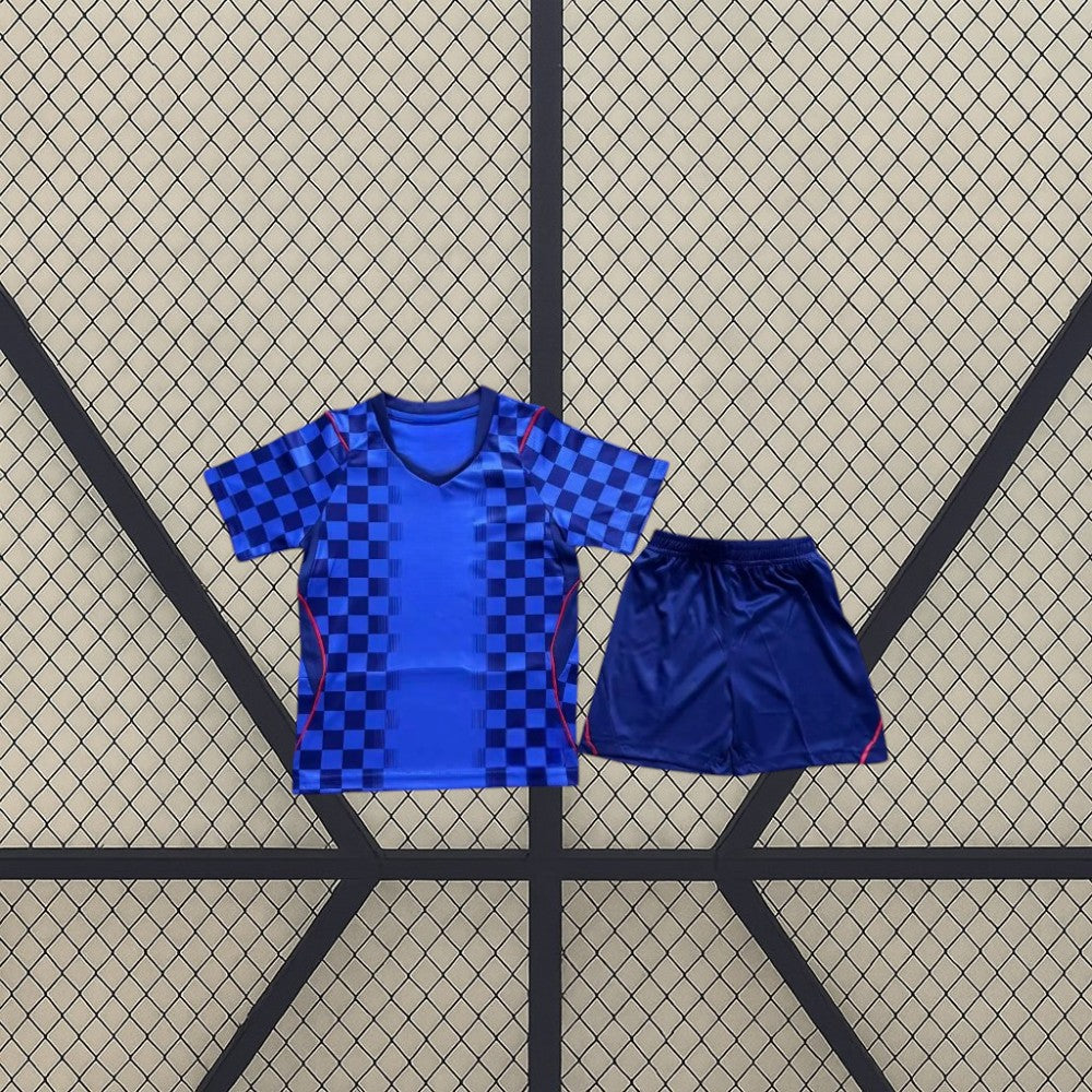 Equipación Croacia niño 26-27 visitante Mundial 2026 con camiseta azul de cuadros y pantalón azul