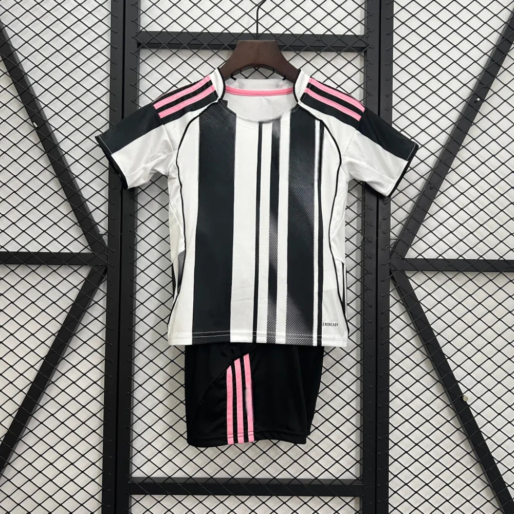 Equipación Juventus 25-26 Local Niño Equipación Niño