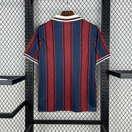 Maglia Barcellona 25-26, Edizione modernista