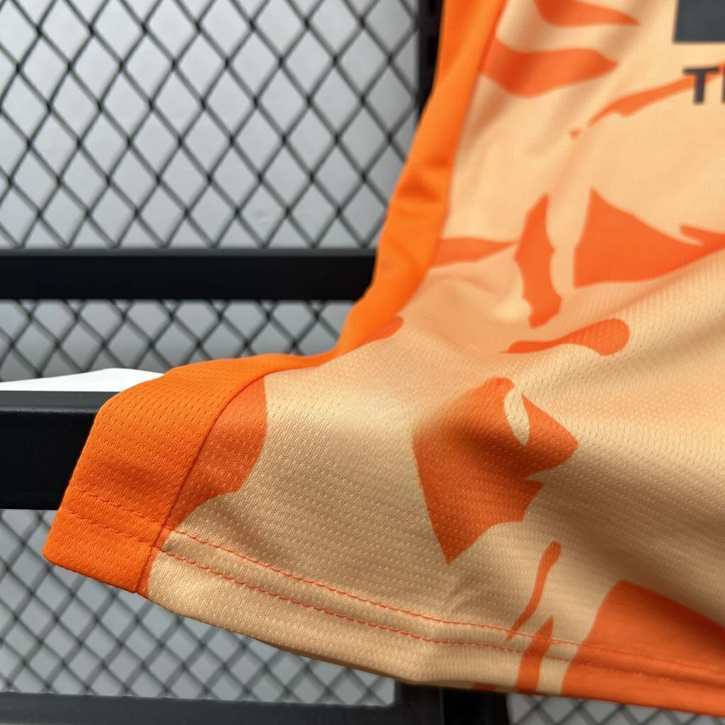 Camiseta Valencia 25-26, Edición especial (Versión retro)