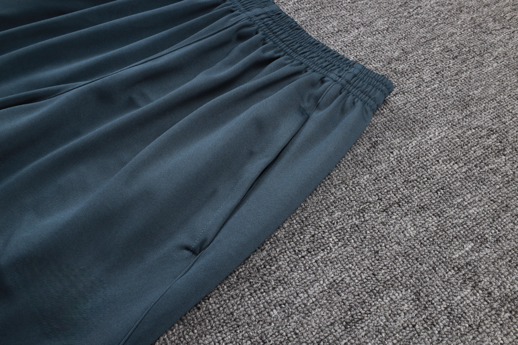 Chandal Bayern Munich 25-26, cremallera completa, Modelo 9