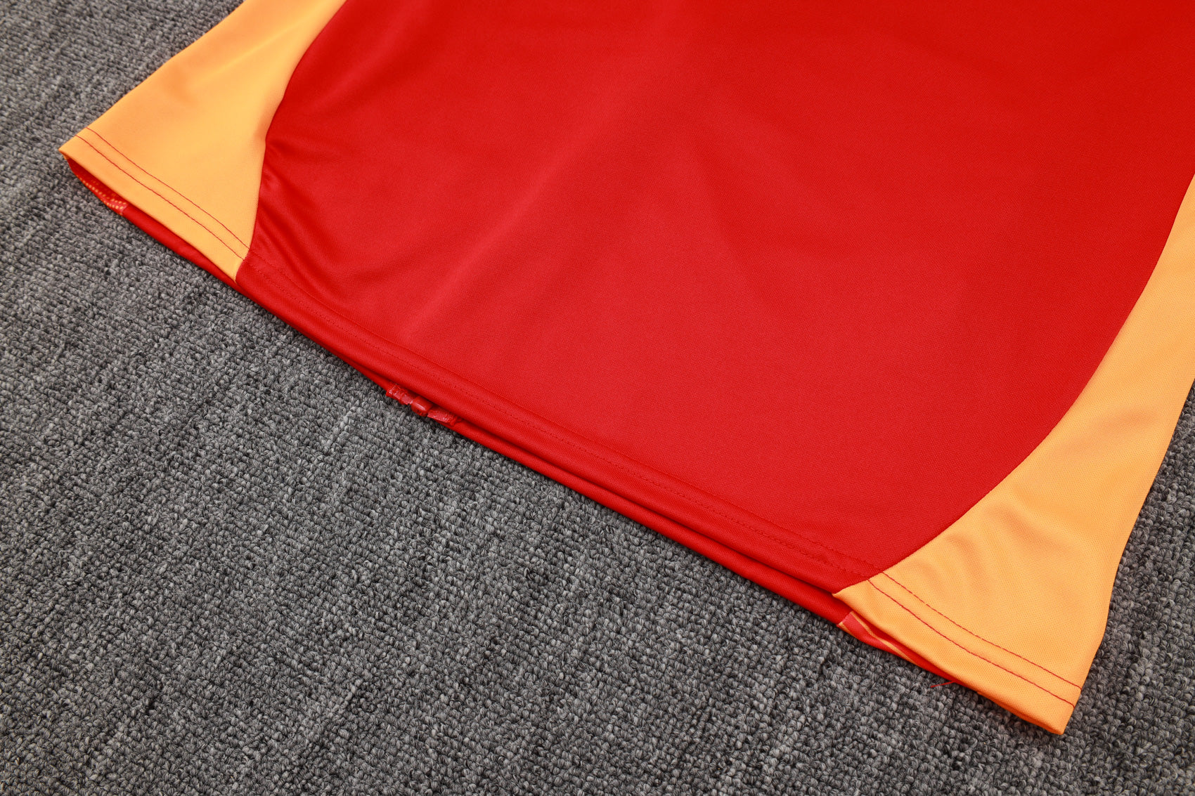 Chandal Bayern Munich 24-25, cremallera completa, Modelo 1
