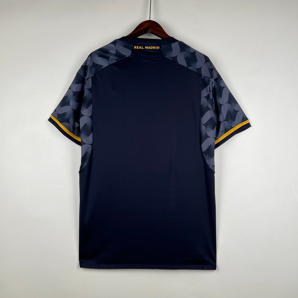 Camiseta R.M. 23-24, Visitante