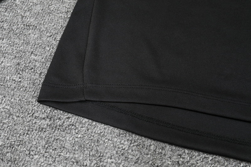 Chandal Liverpool 23-24, media cremallera, Modelo 2