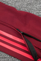 Chandal Manchester United 23-24, media cremallera, Modelo 9