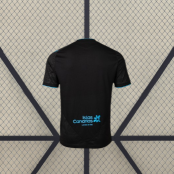 Camiseta Tenerife 26-27 visitante vista trasera en negro con ribetes azul turquesa en mangas y acabado liso