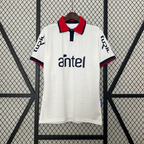 Camiseta Nacional 24-25, Local