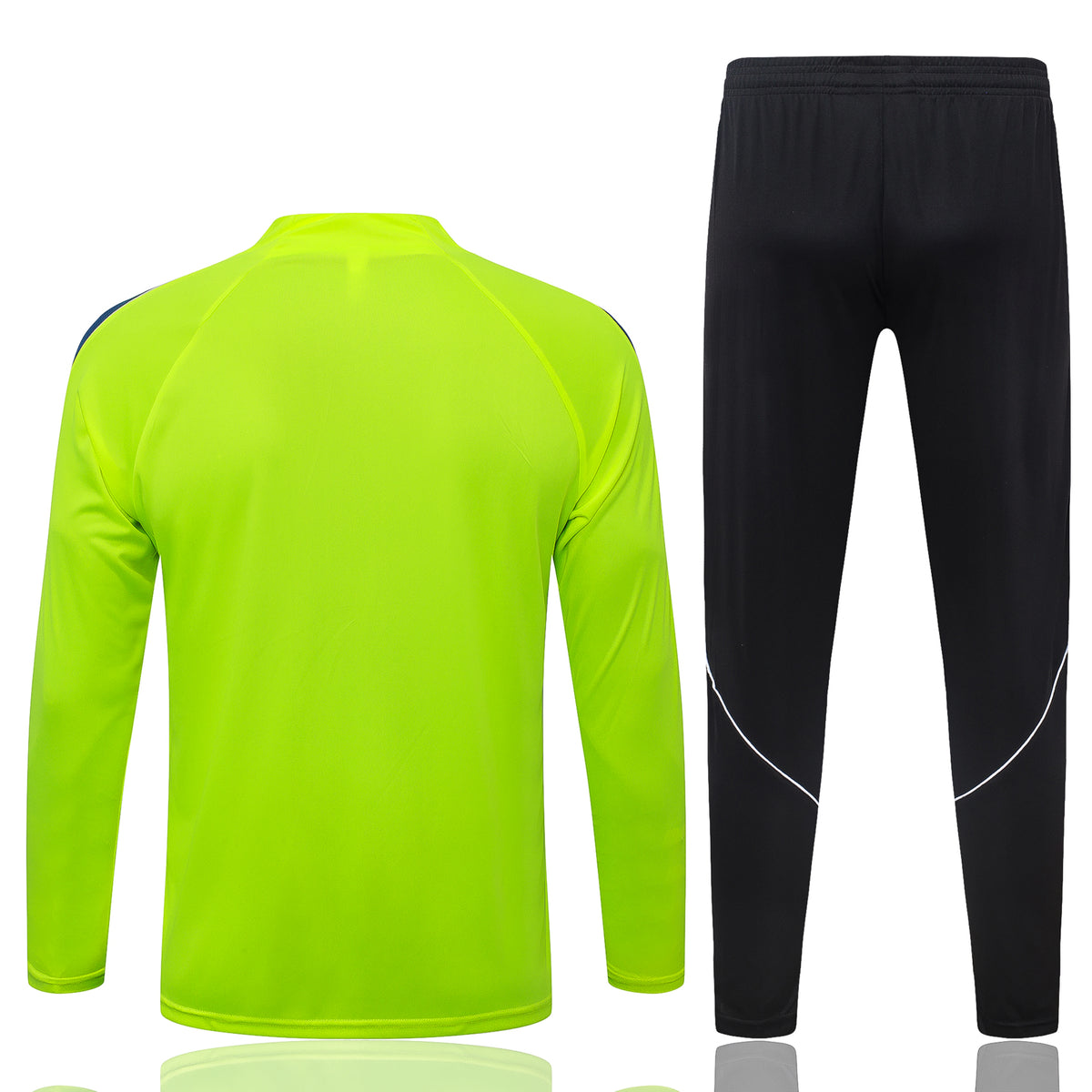 Vista trasera del chándal Atlético de Madrid 26-27 Modelo 1 con sudadera verde fluorescente y pantalón largo negro