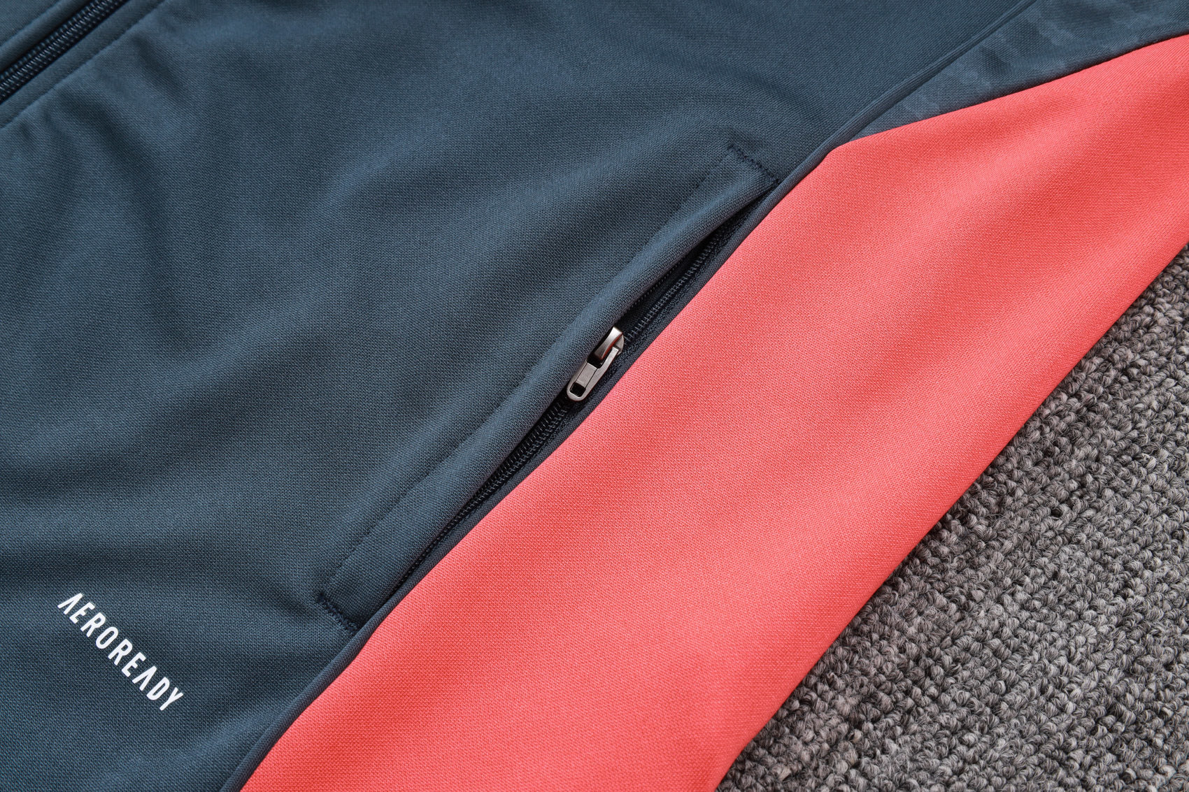 Chandal Bayern Munich 25-26, cremallera completa, Modelo 9