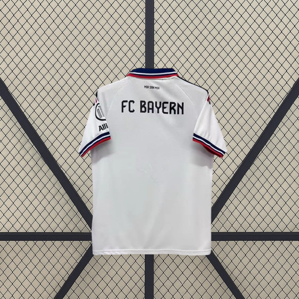Camiseta Bayern Munich 26-27, Alternativa