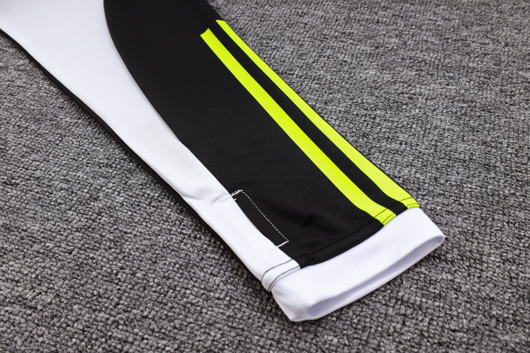 Chandal Arsenal 23-24, media cremallera, Modelo 1