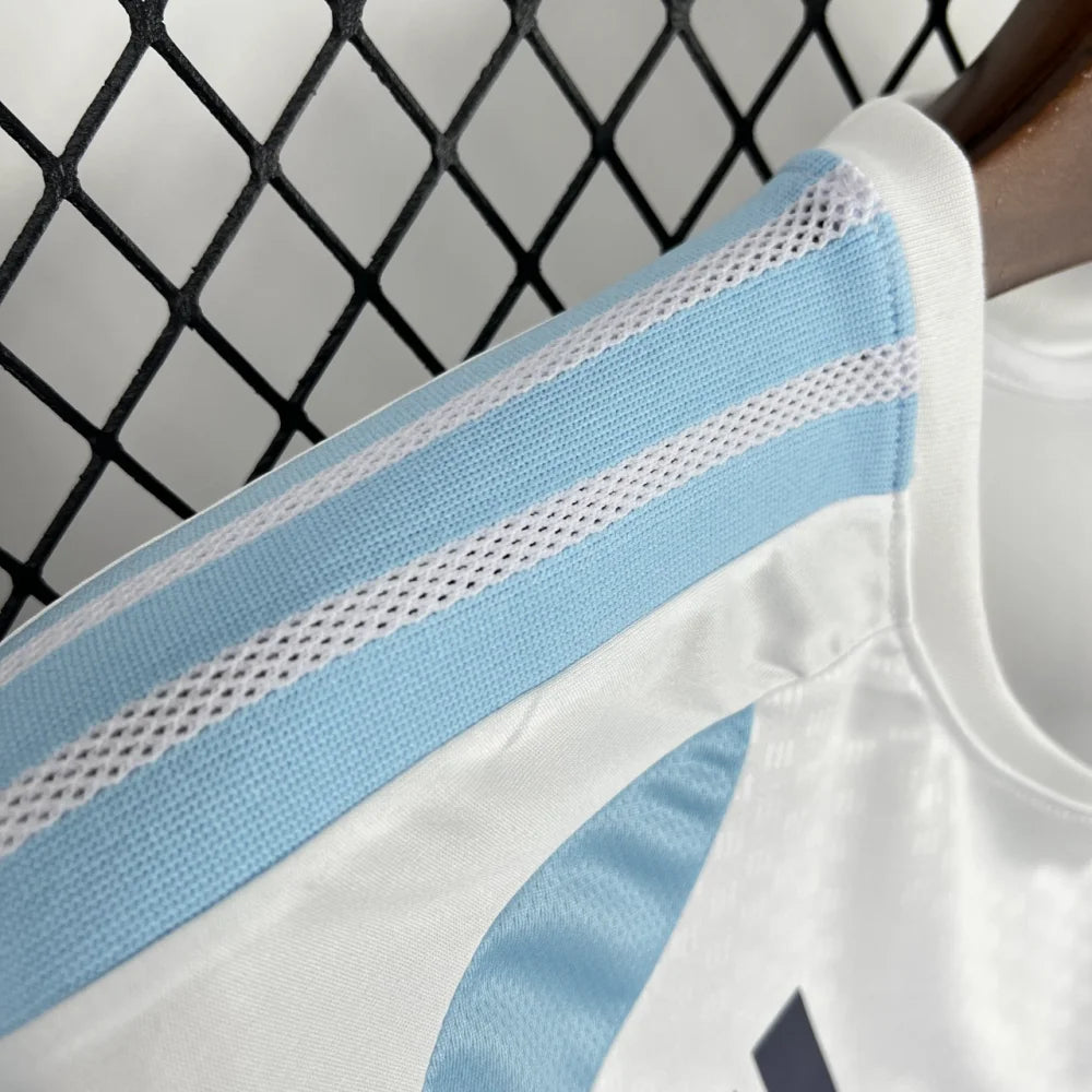 Camiseta Argentina 26-27 Entreinamento FIFA 2026 Camiseta Fan