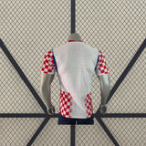 Camiseta Croacia 26-27 Local Player Mundial 2026 vista trasera con detalles rojos y azules