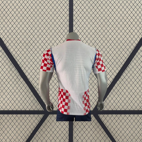Maglia Croazia 26-27 Home Player Mondiali 2026 vista trasera con detalles rojos y azules
