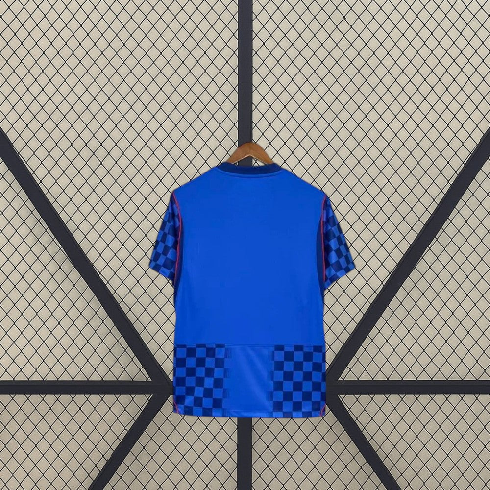 Camiseta Croacia 26-27 Visitante Mundial 2026 vista trasera con patrón de cuadros en azul