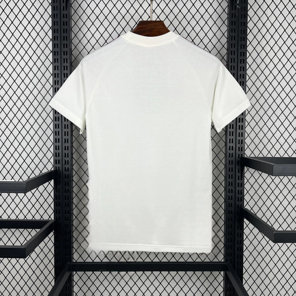 Camiseta España 26-27 Casual Edición Especial vista trasera en color blanco roto