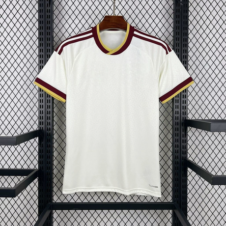 Vista delantera de la camiseta España 26-27 visitante Mundial 2026