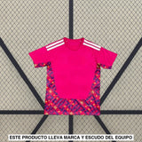Maglia Messico 26-27 portiere rosa Mondiali 2026 vista frontal con paneles multicolor