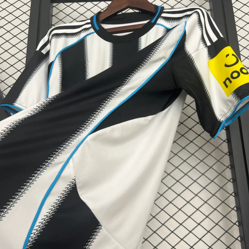 Camiseta Newcastle 25-26 Local Camiseta Fan