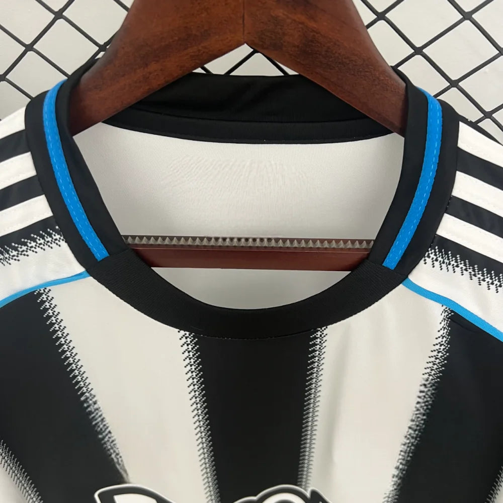 Camiseta Newcastle 25-26 Local Camiseta Fan