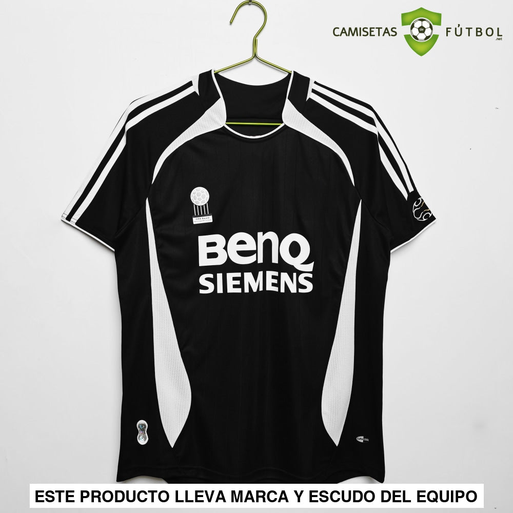 Camiseta Real Madrid 06-07 Visitante (Versión Retro) Sin Personalización