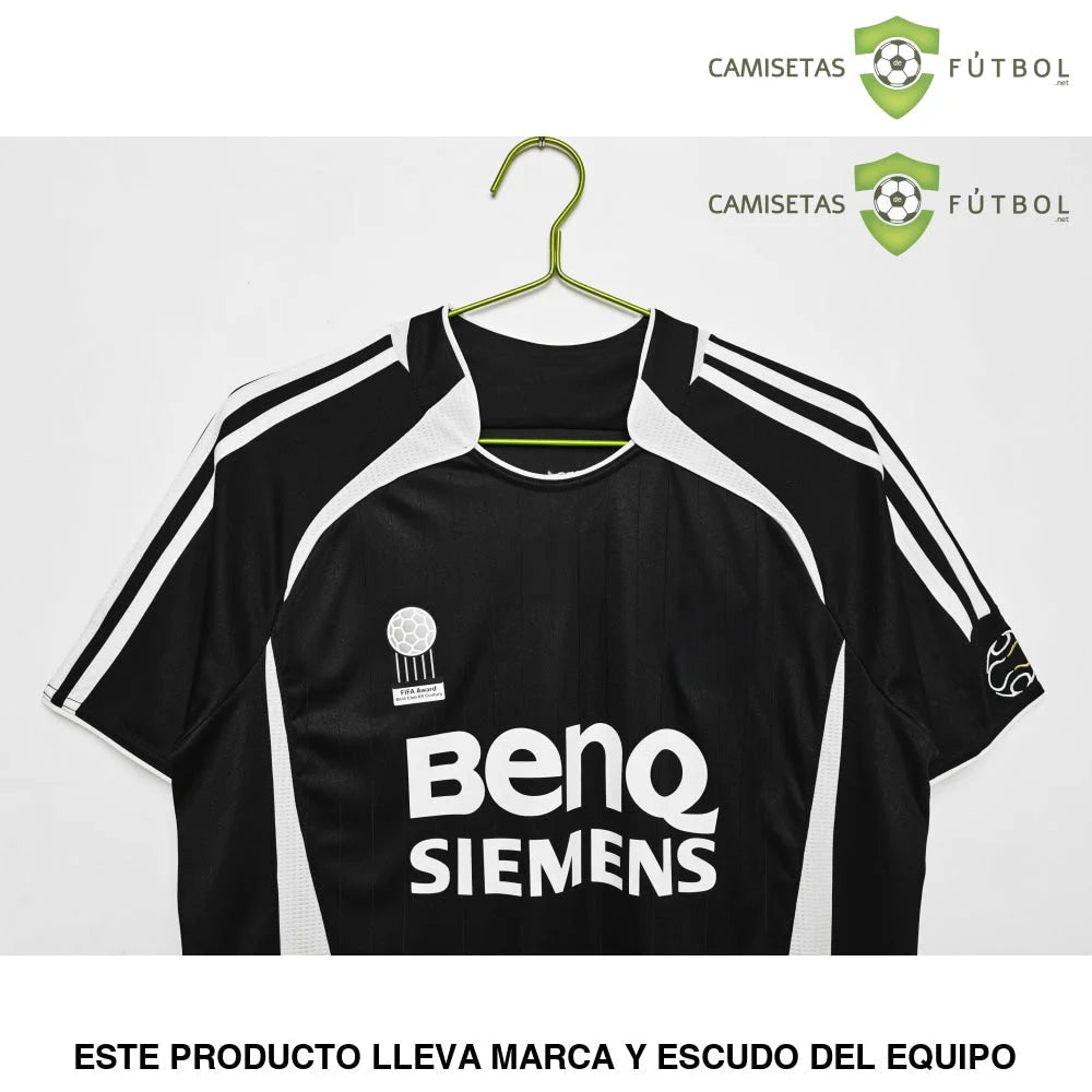 Camiseta Real Madrid 06-07 Visitante (Versión Retro) Sin Personalización