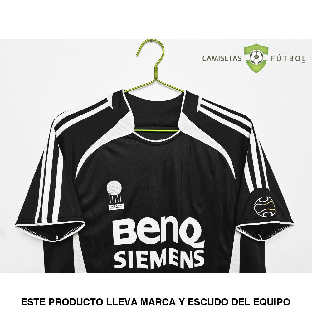 Camiseta Real Madrid 06-07 Visitante (Versión Retro) Sin Personalización