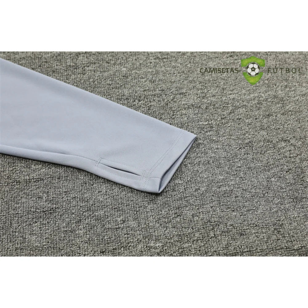 Tuta calcio AC Milan 24-25 mezza zip Modello 3 abbigliamento sportivo