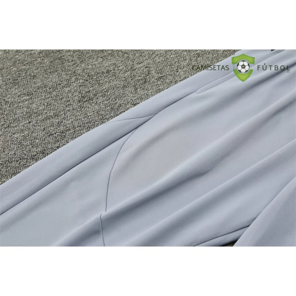 Tuta calcio AC Milan 24-25 mezza zip Modello 3 abbigliamento sportivo