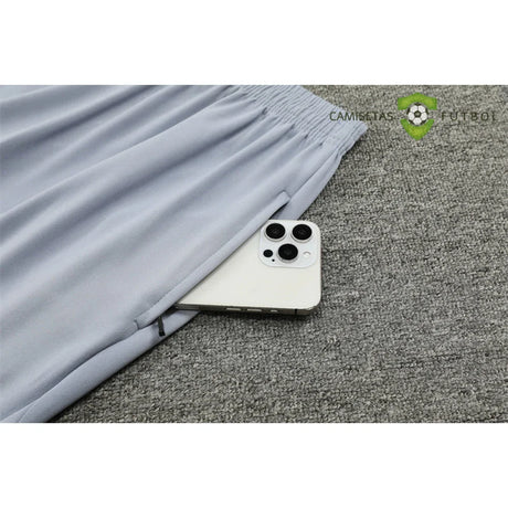 Tuta calcio AC Milan 24-25 mezza zip Modello 3 abbigliamento sportivo