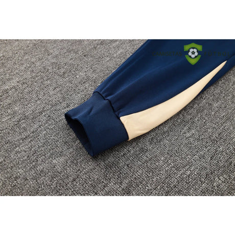 Tuta calcio Barcellona 24-25 mezza zip con cappuccio Modello 6 abbigliamento sportivo