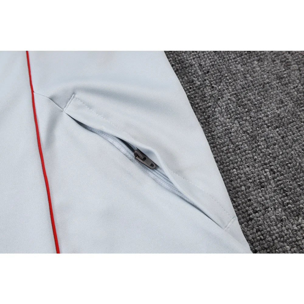 Chandal Bayern Munich 25-26 cremallera completa Modelo 7 Chandal Cremallera Completa