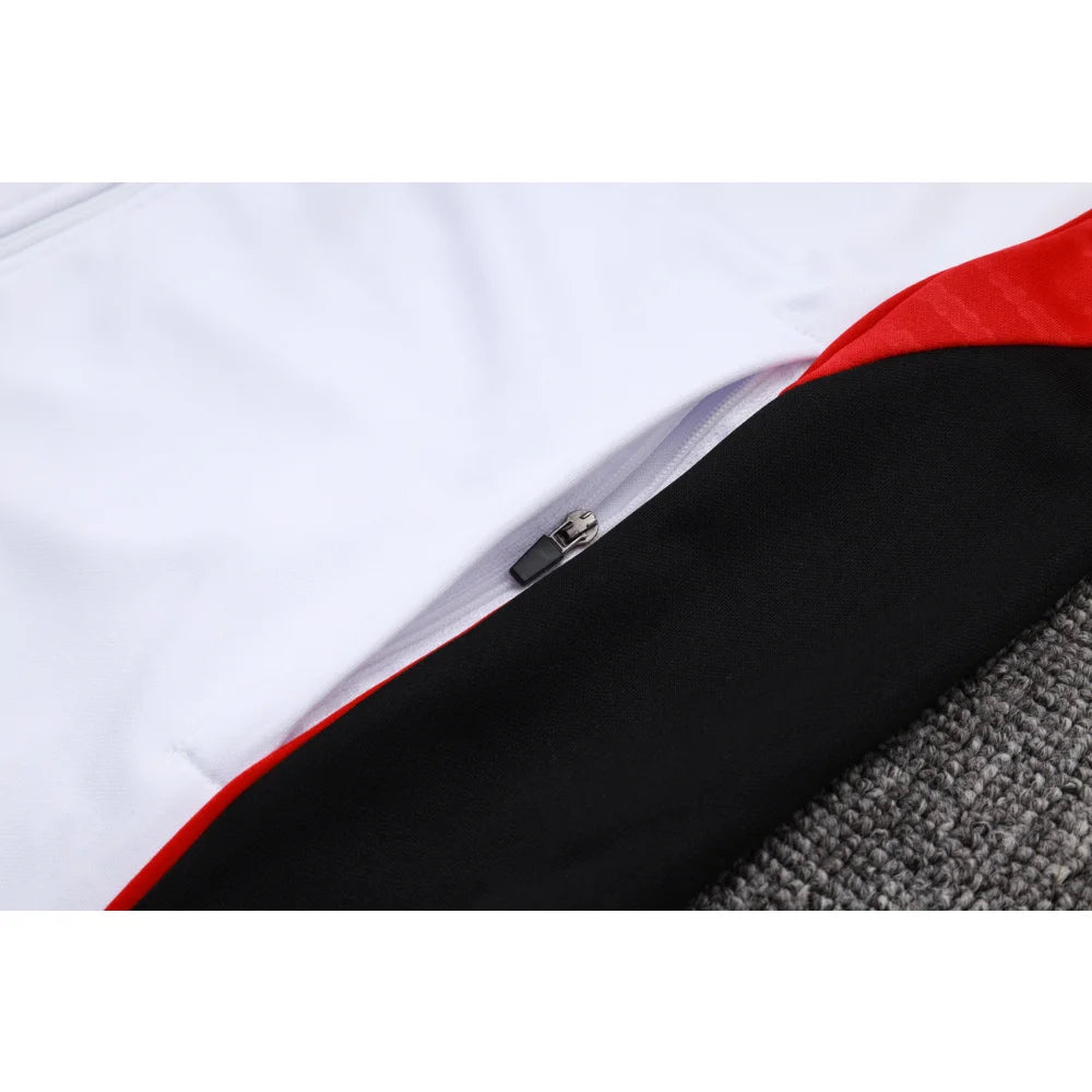 Chandal Bayern Munich 25-26 cremallera completa Modelo 8 Chandal Cremallera Completa