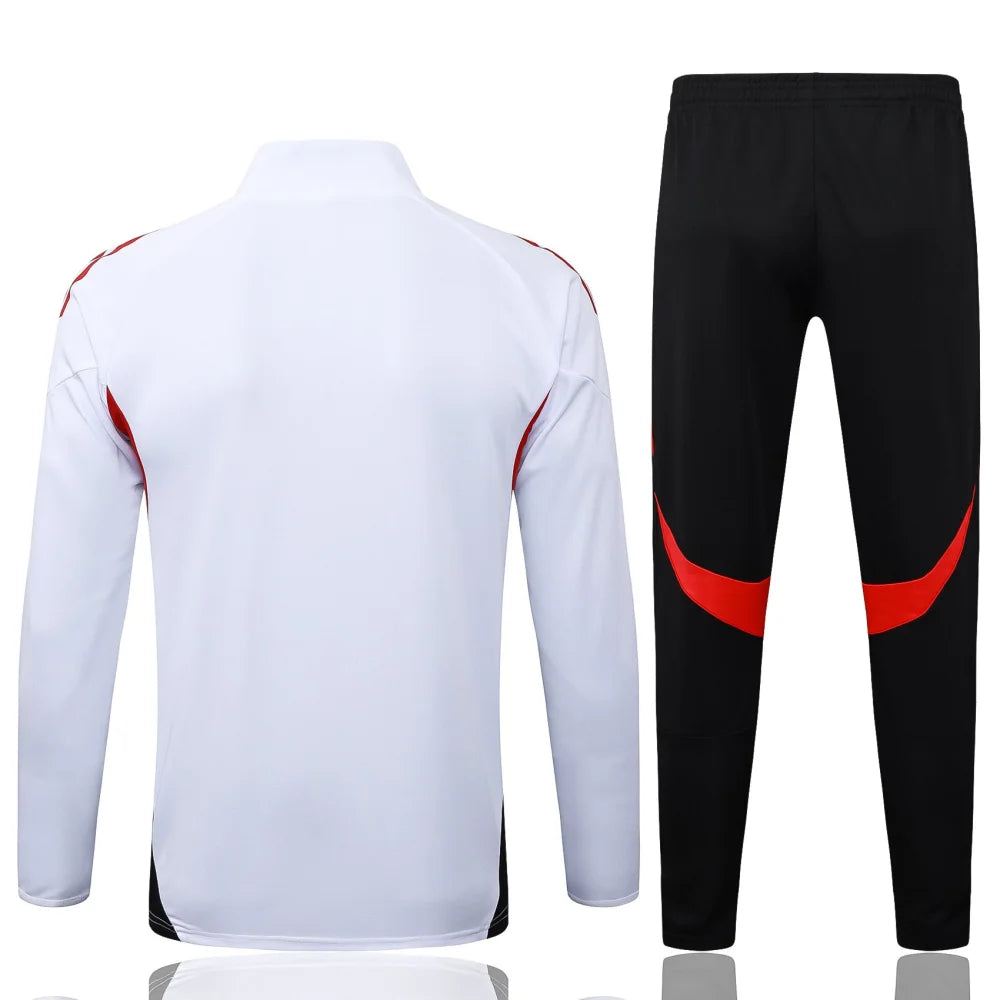 Chandal Bayern Munich 25-26 cremallera completa Modelo 8 Chandal Cremallera Completa
