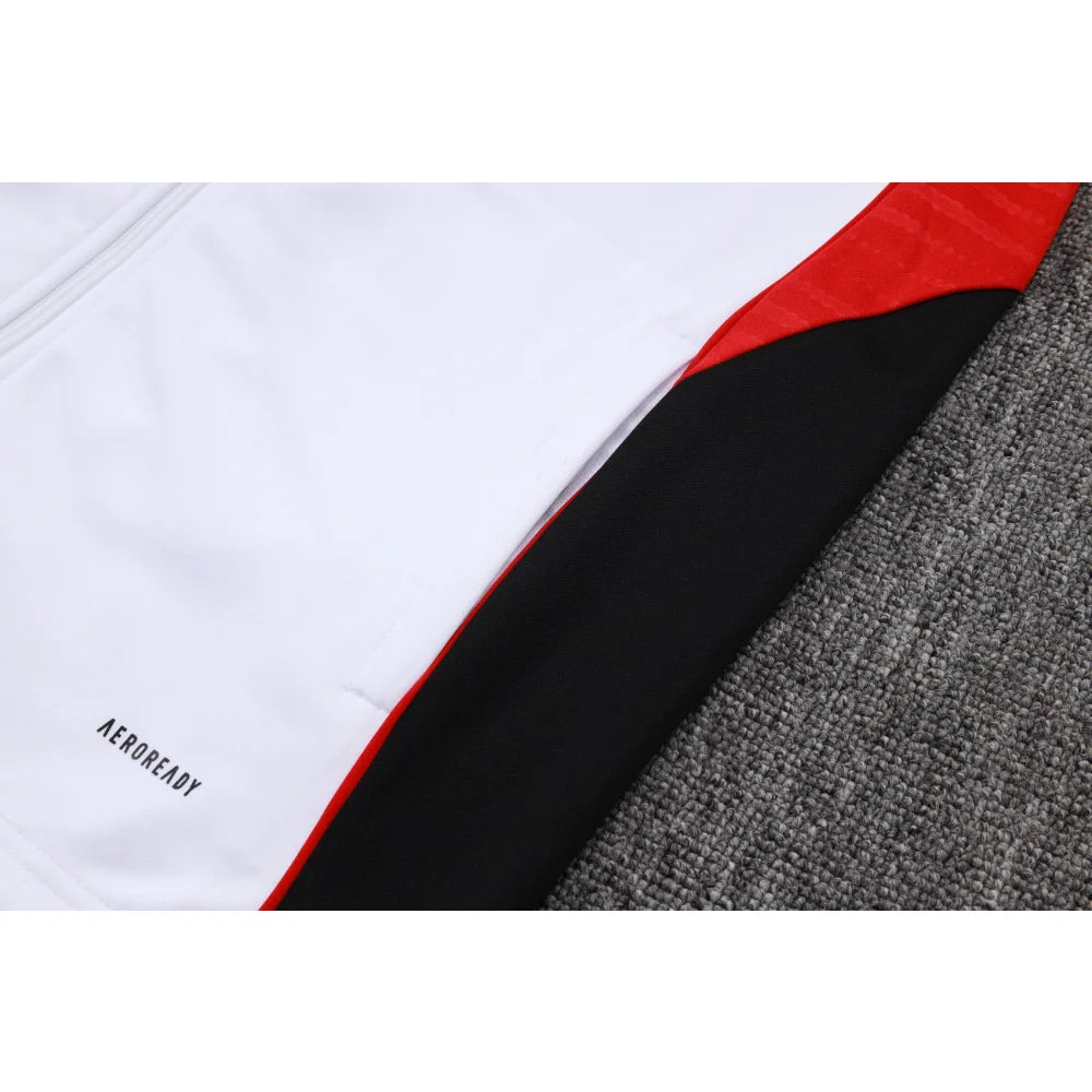 Chandal Bayern Munich 25-26 cremallera completa Modelo 8 Chandal Cremallera Completa