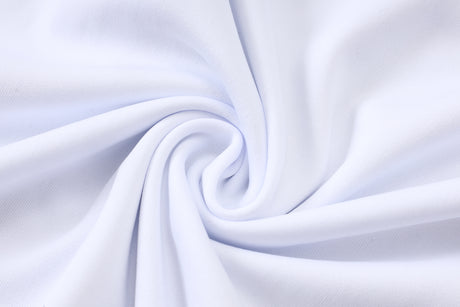Detalle del tejido blanco de la parte superior del Chándal R.M. 26-27 Modelo 1