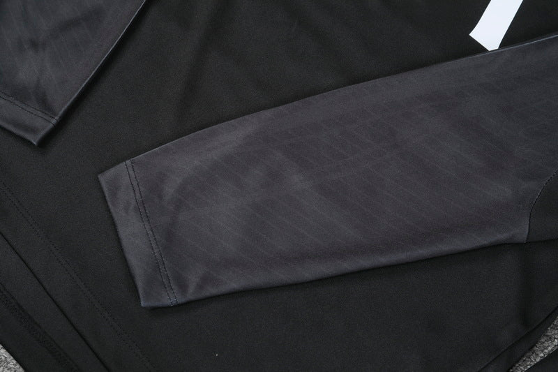 Chandal Liverpool 23-24, media cremallera, Modelo 2
