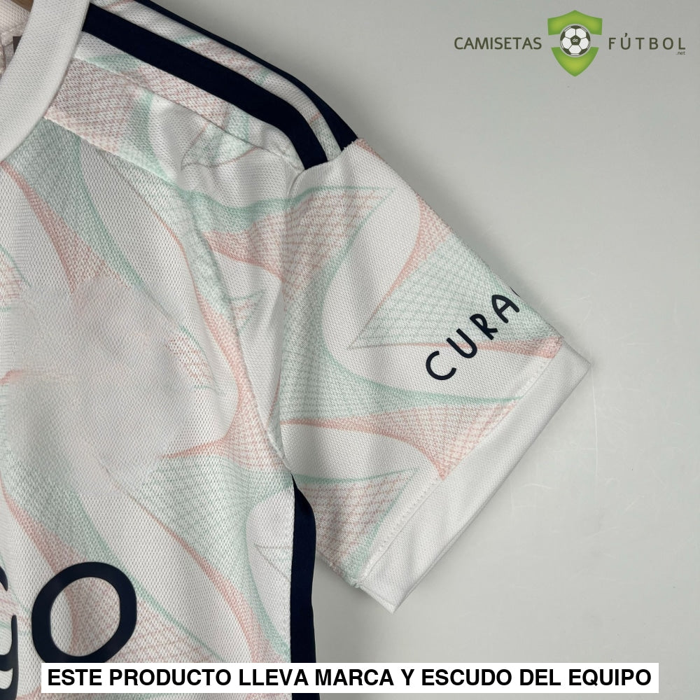 Kit Infantil Ajax 23-24 Local Parche Especial