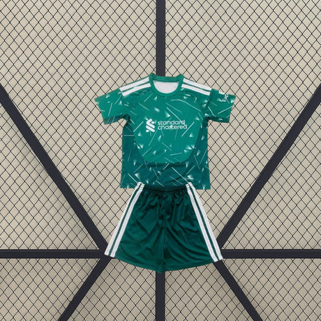 Equipación Liverpool 26-27 Portero Verde Niño con camiseta y pantalón en color verde