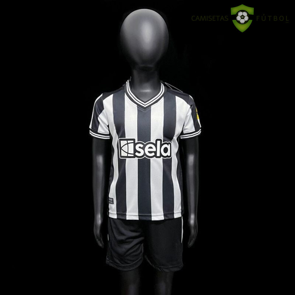 Kit Infantil Newcastle 23-24 Local Personalizado