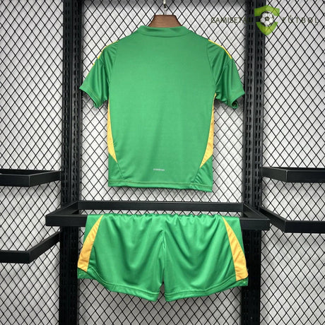 Equipación Newcastle 24-25 Portero Verde Niño Personalizado